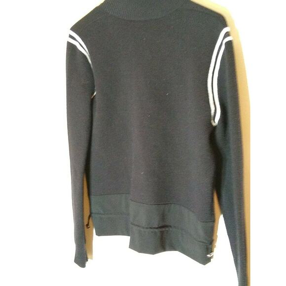 Athleta Venture Sweater - Black - Size XS - Great Condition! - Picture 5 of 9